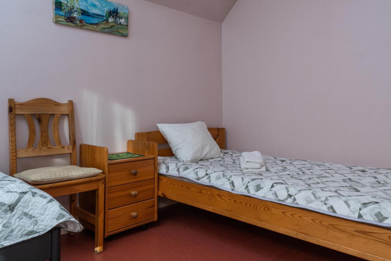 Pueha Vaimu Kuelalistemaja Hotell Tallinn Exteriör bild