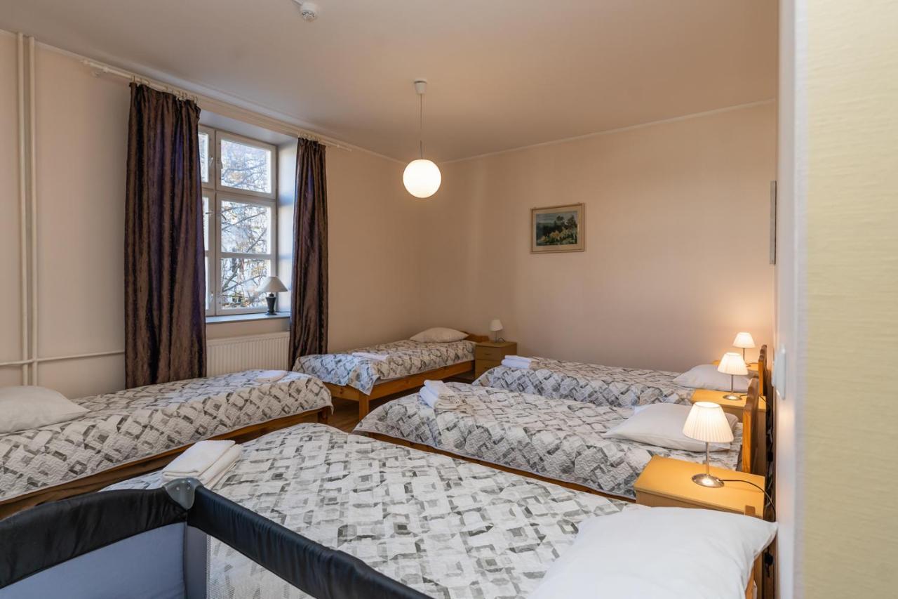 Pueha Vaimu Kuelalistemaja Hotell Tallinn Exteriör bild