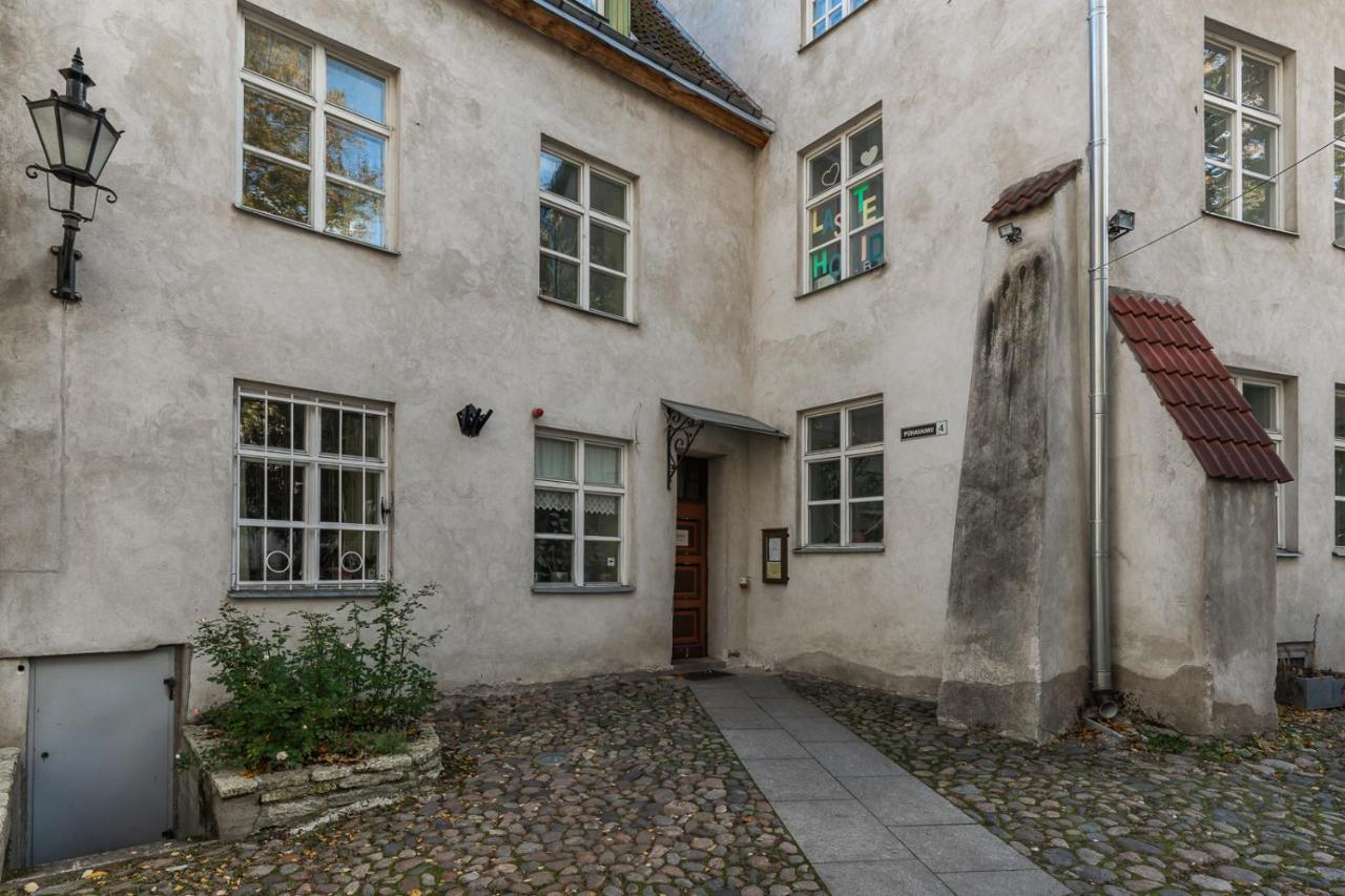 Pueha Vaimu Kuelalistemaja Hotell Tallinn Exteriör bild